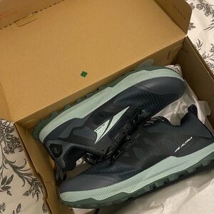 ALTRA LONE PEAK 8 WIDE